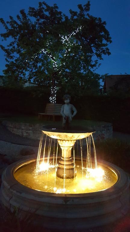 Felixi Maja Hotel Viljandi  Buitenkant foto